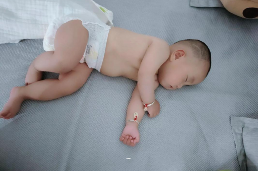 上饶孕妇肚脐周围发青